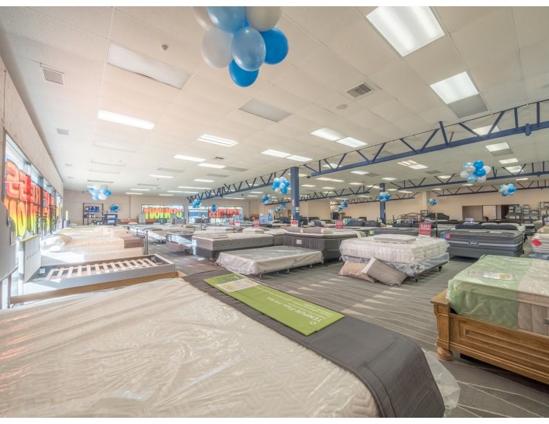 Prime Ventura Retail : 4051 E. Main Street, Ventura, CA 93003